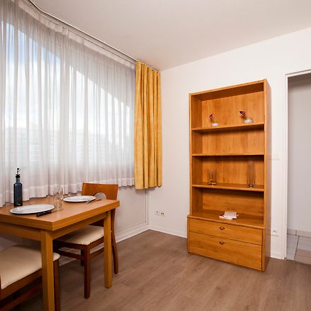 Sejours & Affaires Montreuil Saint Mande Aparthotel Exterior photo