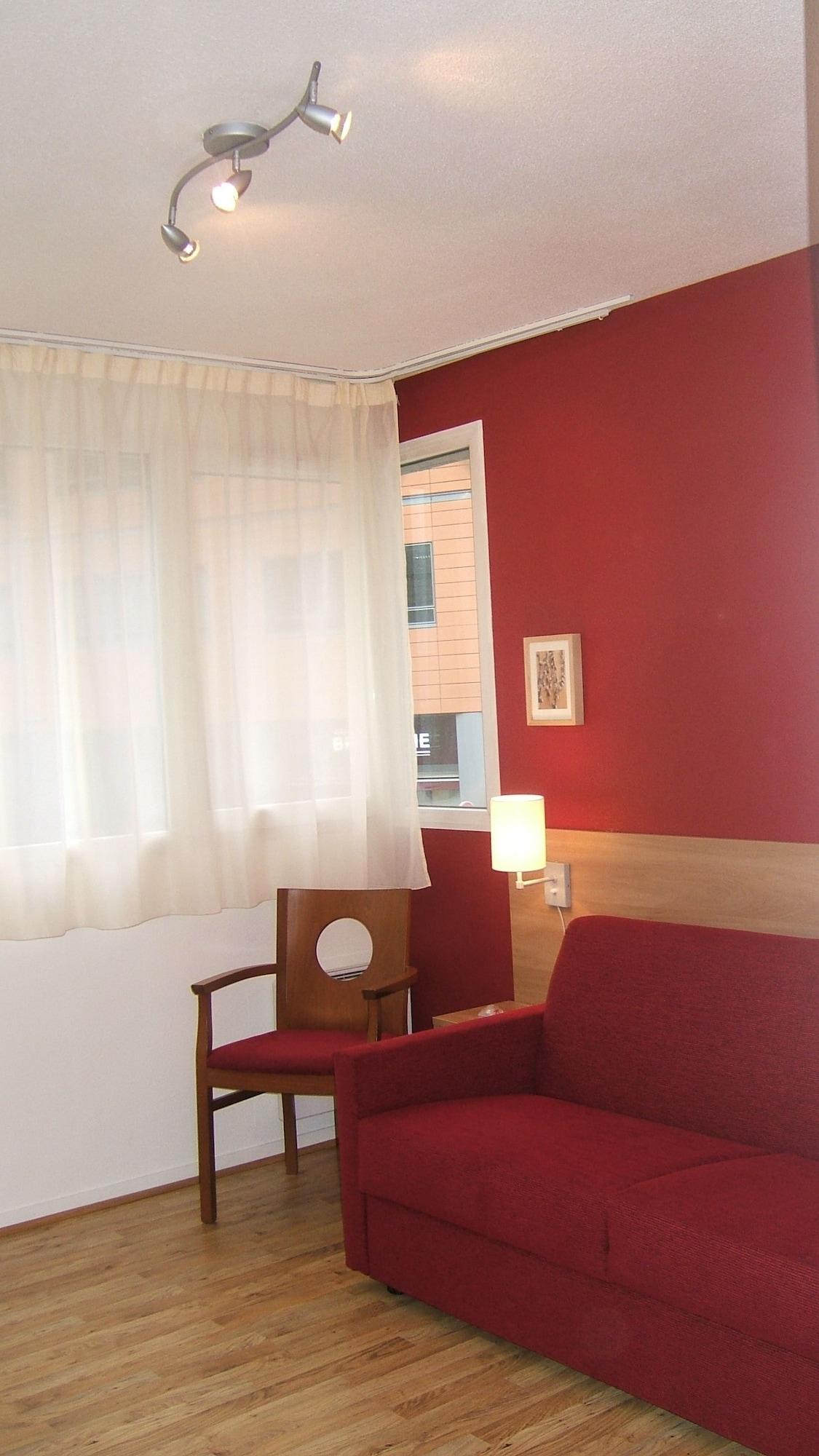 Sejours & Affaires Montreuil Saint Mande Aparthotel Exterior photo