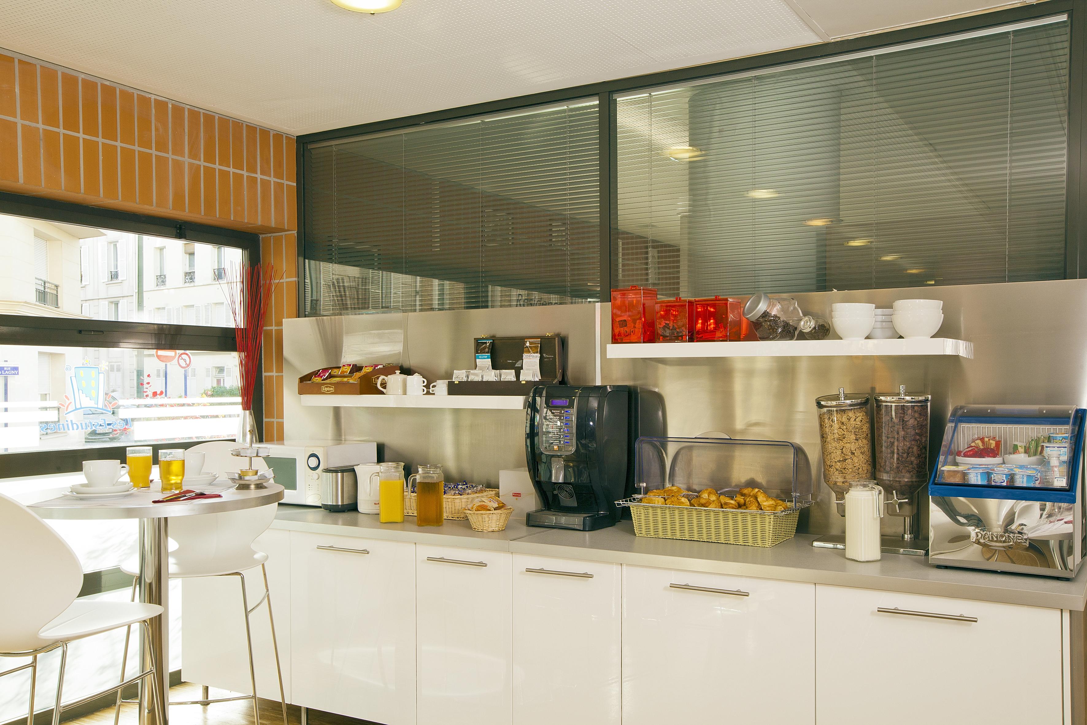 Sejours & Affaires Montreuil Saint Mande Aparthotel Exterior photo