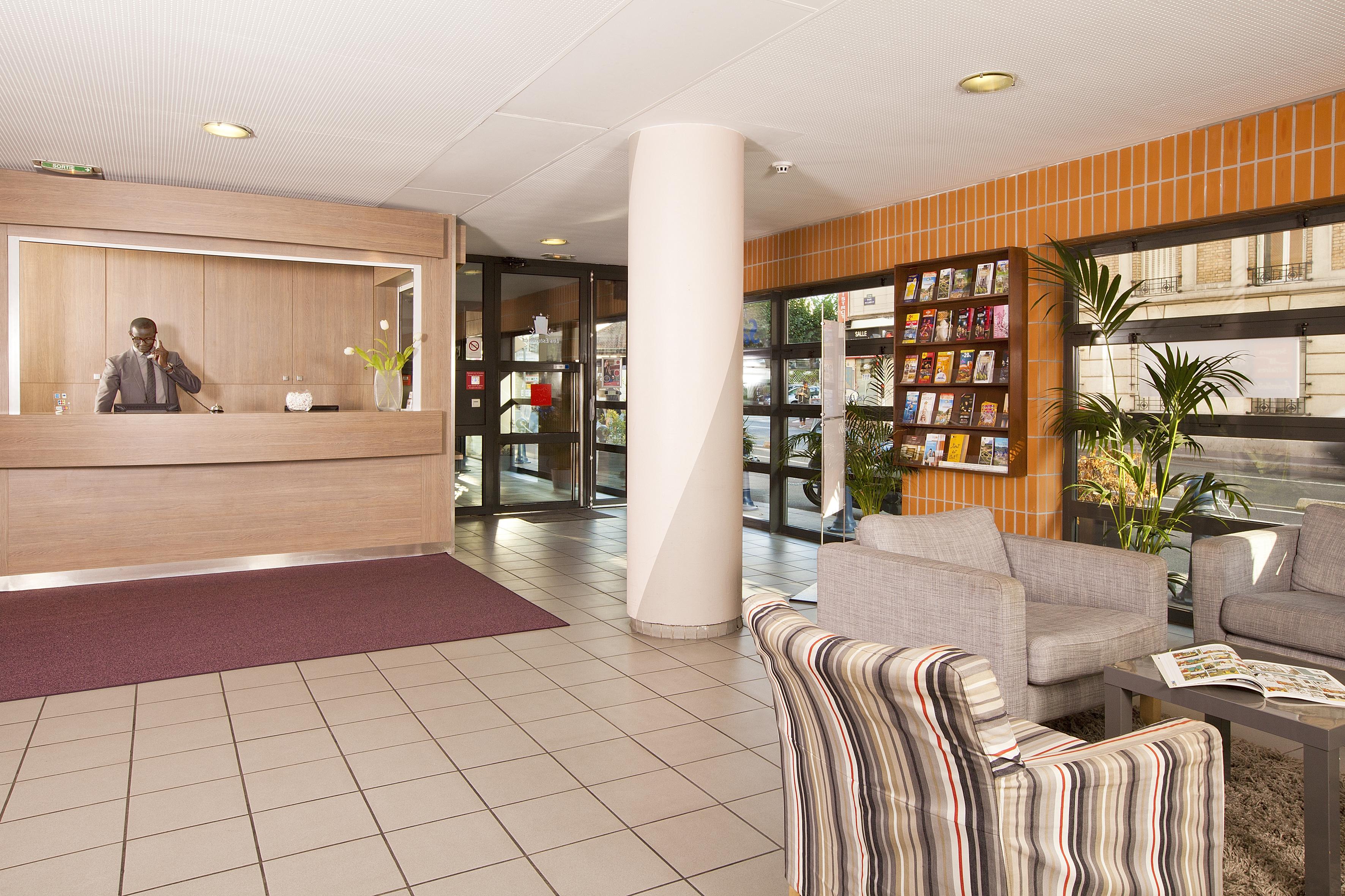 Sejours & Affaires Montreuil Saint Mande Aparthotel Exterior photo