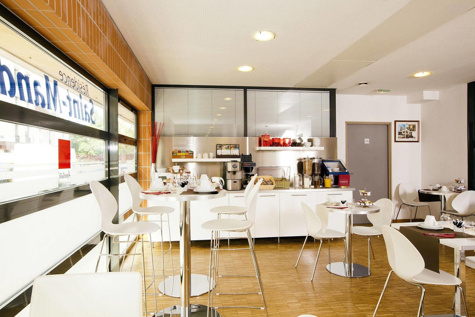 Sejours & Affaires Montreuil Saint Mande Aparthotel Exterior photo