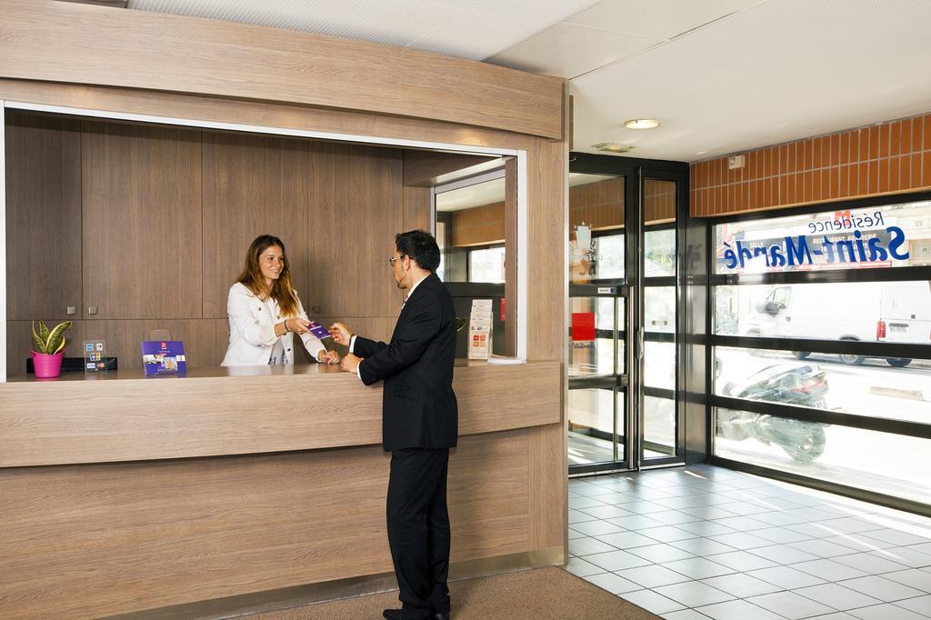 Sejours & Affaires Montreuil Saint Mande Aparthotel Exterior photo